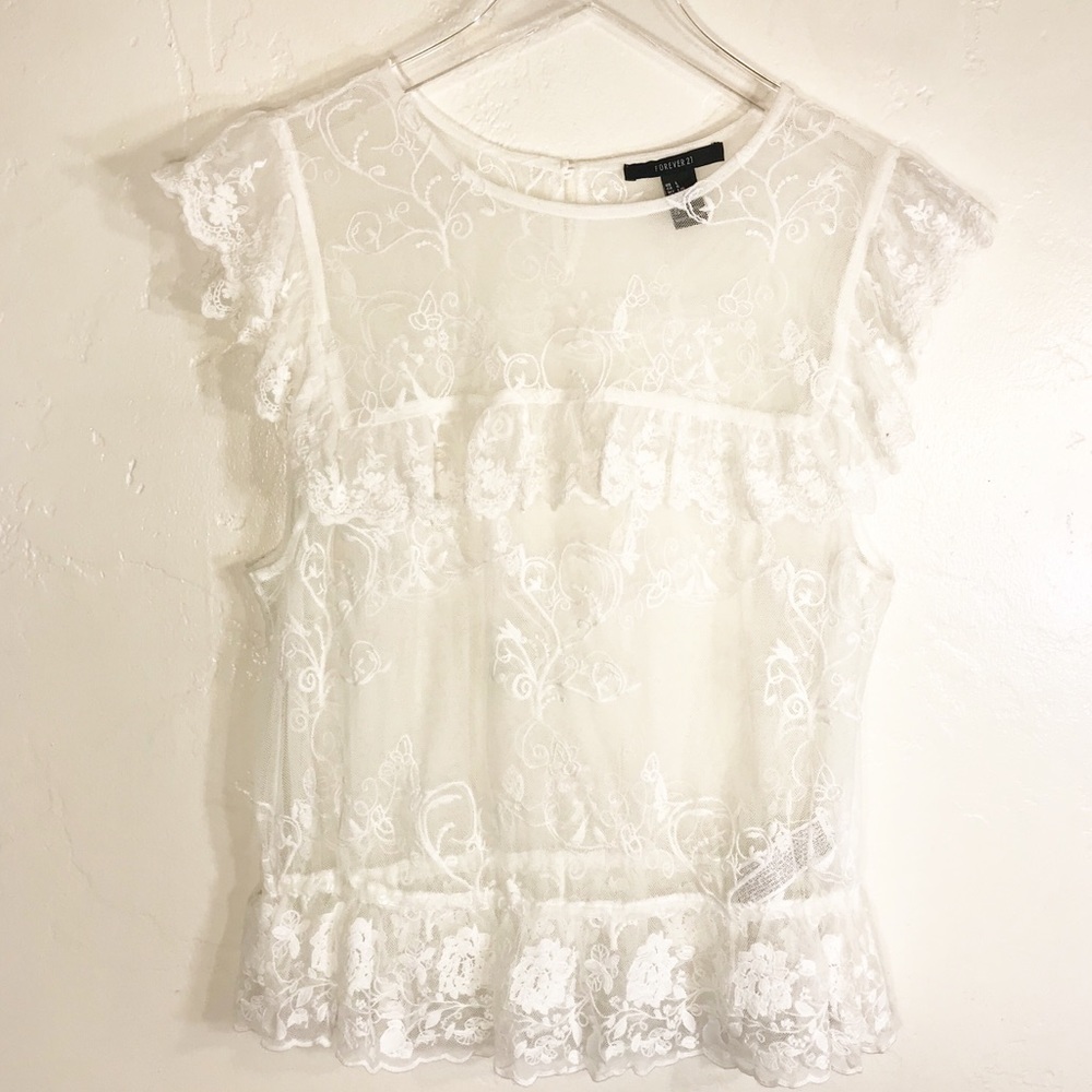 Forever 21 | NWOT Ivory White Knit Embroidered Top